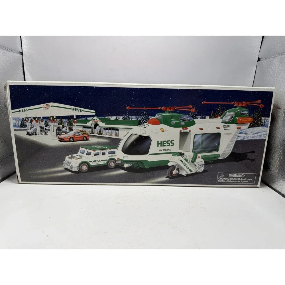 Hess Cruiser and Motorcycle Set 2001 NEW Vintage Green White w/ Box